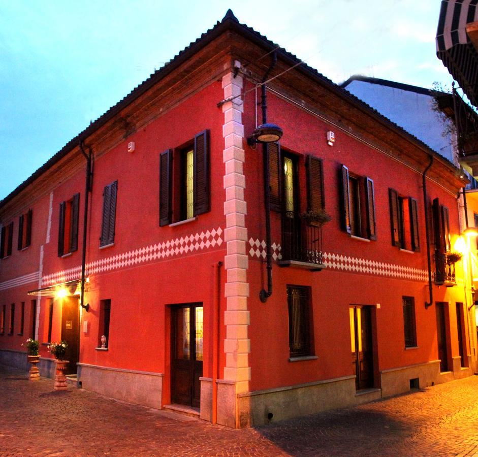 אלבה Casa Asso Di Coppe B&B מראה חיצוני תמונה