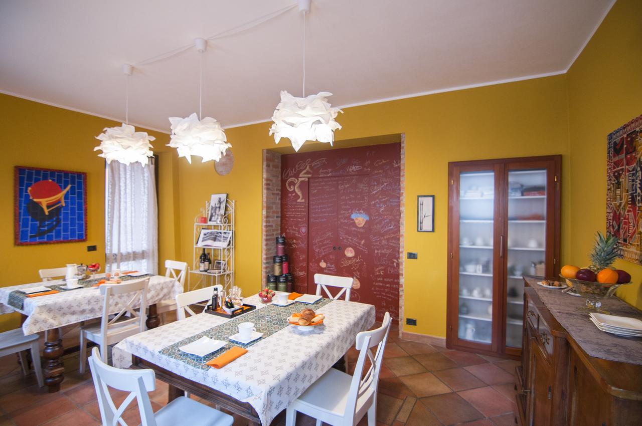 אלבה Casa Asso Di Coppe B&B מראה חיצוני תמונה