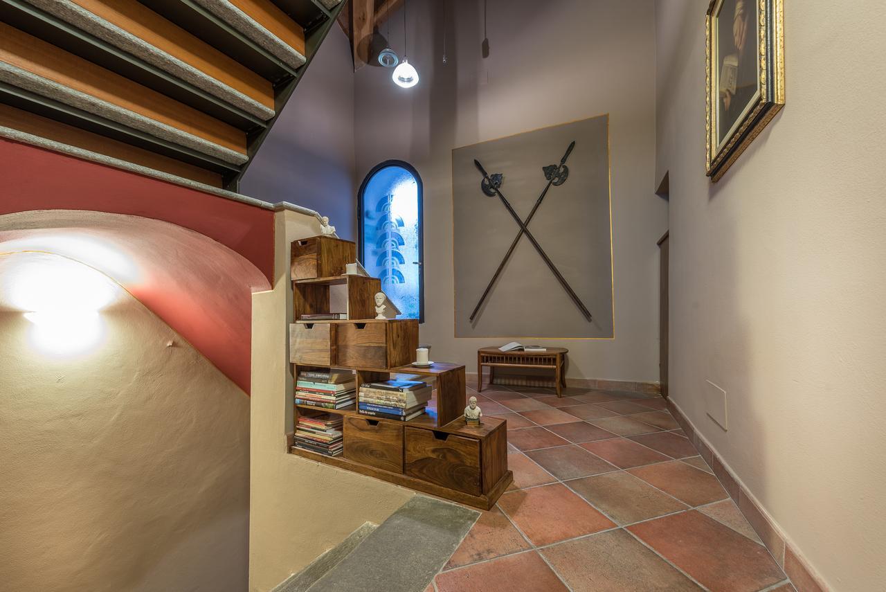 אלבה Casa Asso Di Coppe B&B מראה חיצוני תמונה