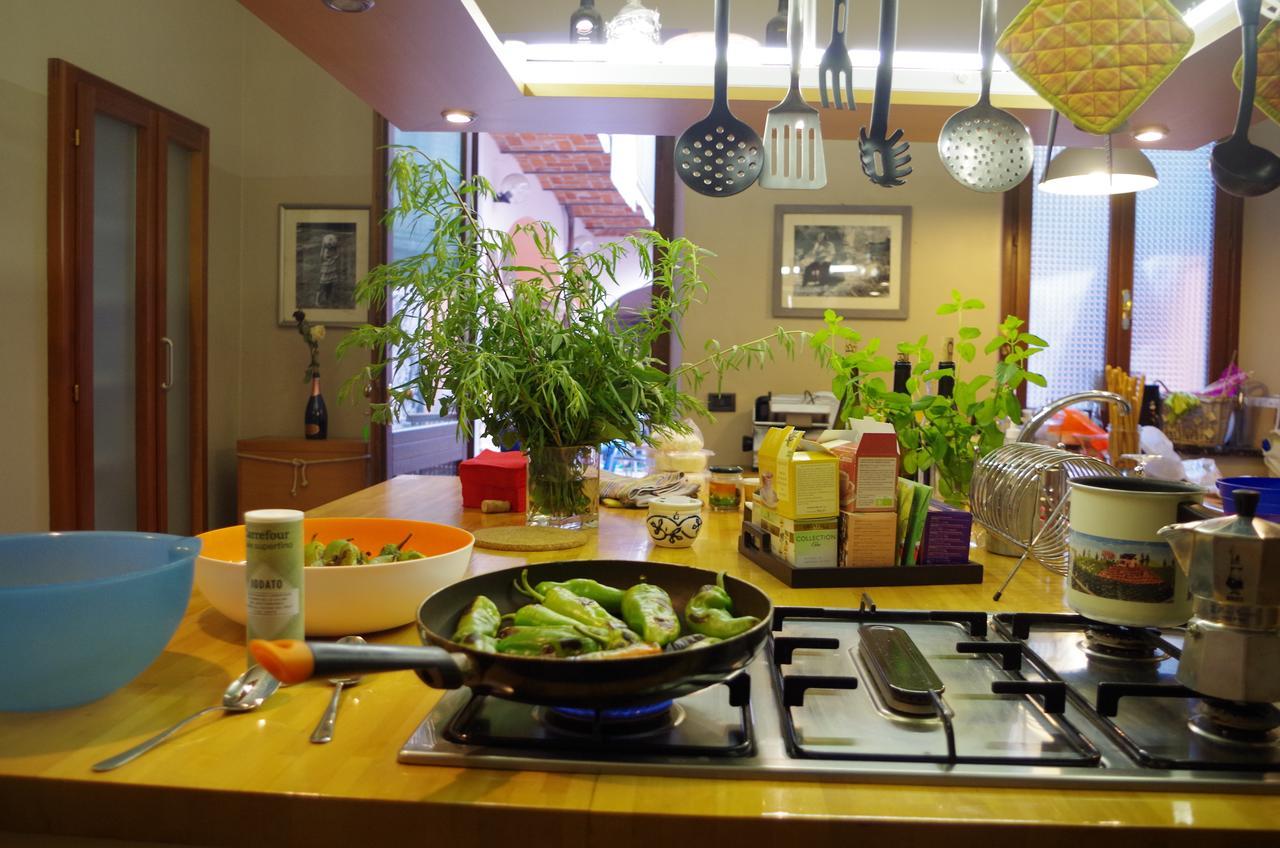 אלבה Casa Asso Di Coppe B&B מראה חיצוני תמונה