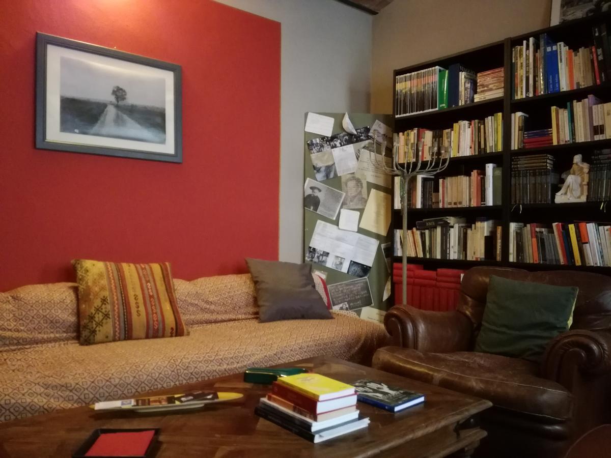 אלבה Casa Asso Di Coppe B&B מראה חיצוני תמונה